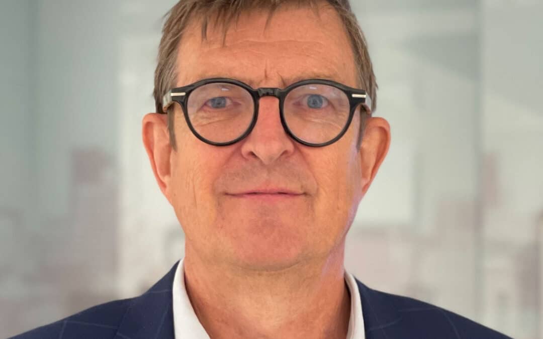 Mr Simon Radley